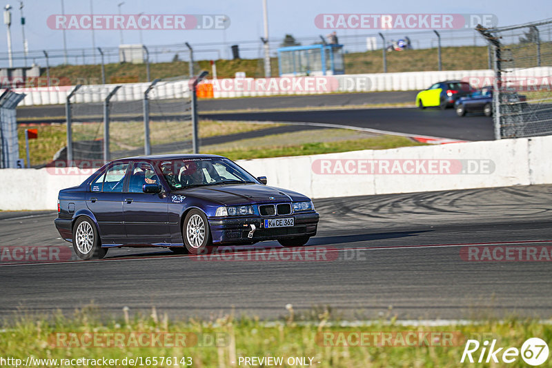 Bild #16576143 - Touristenfahrten Nürburgring Grand-Prix-Strecke (11.05.2022)