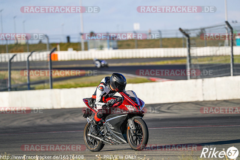 Bild #16576408 - Touristenfahrten Nürburgring Grand-Prix-Strecke (11.05.2022)