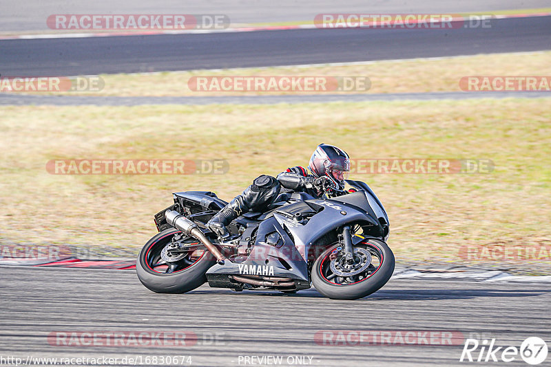 Bild #16830674 - Touristenfahrten Nürburgring Grand-Prix-Strecke (18.05.2022)