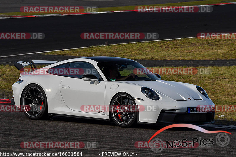 Bild #16831584 - Touristenfahrten Nürburgring Grand-Prix-Strecke (18.05.2022)