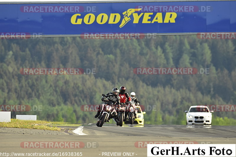 Bild #16938365 - Touristenfahrten Nürburgring Grand-Prix-Strecke (18.05.2022)