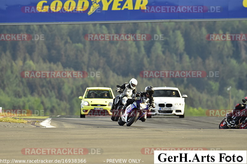 Bild #16938366 - Touristenfahrten Nürburgring Grand-Prix-Strecke (18.05.2022)