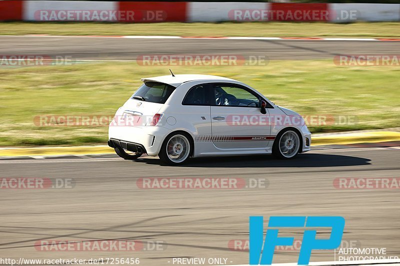 Bild #17256456 - Touristenfahrten Nürburgring Grand-Prix-Strecke (16.06.2022)