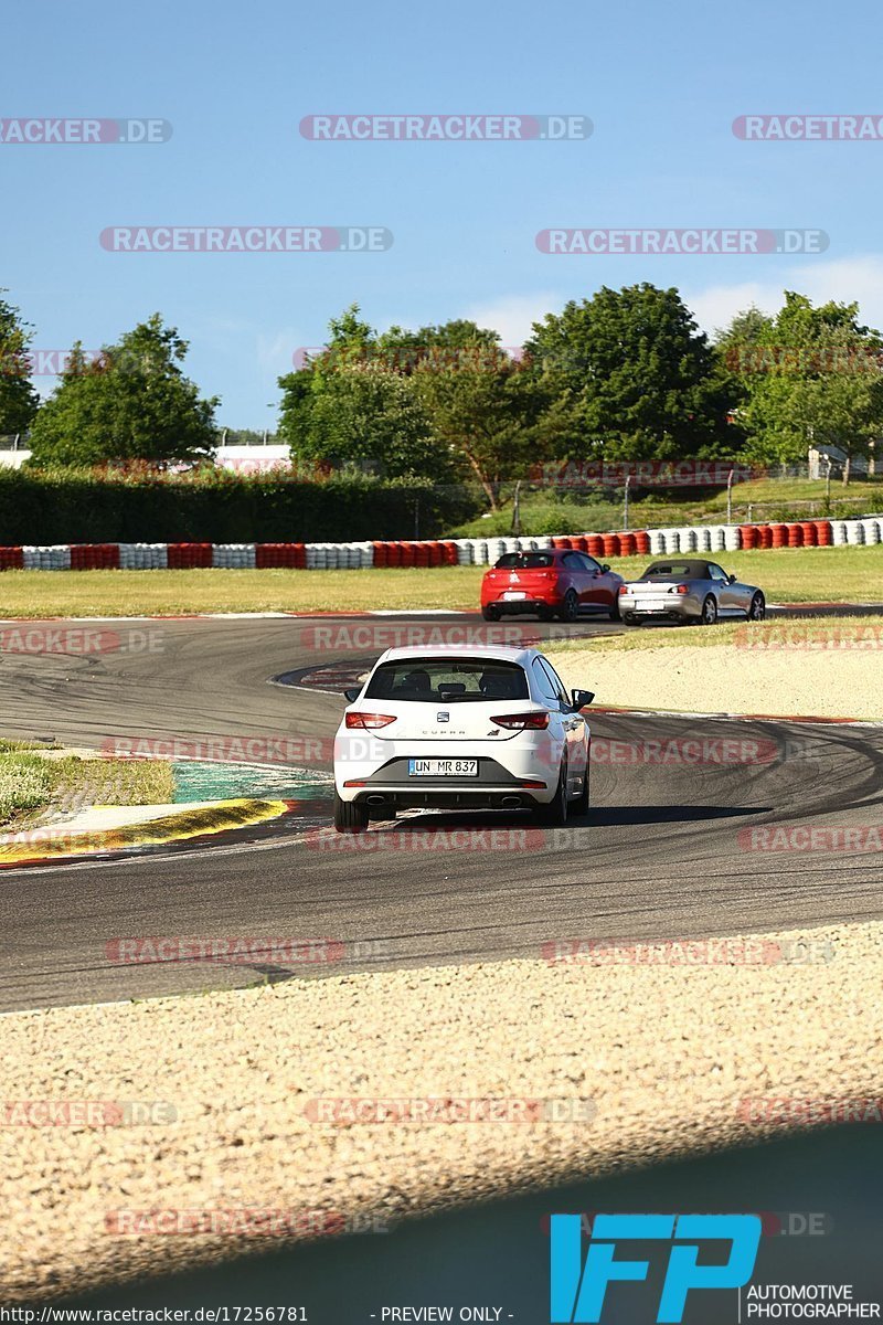 Bild #17256781 - Touristenfahrten Nürburgring Grand-Prix-Strecke (16.06.2022)