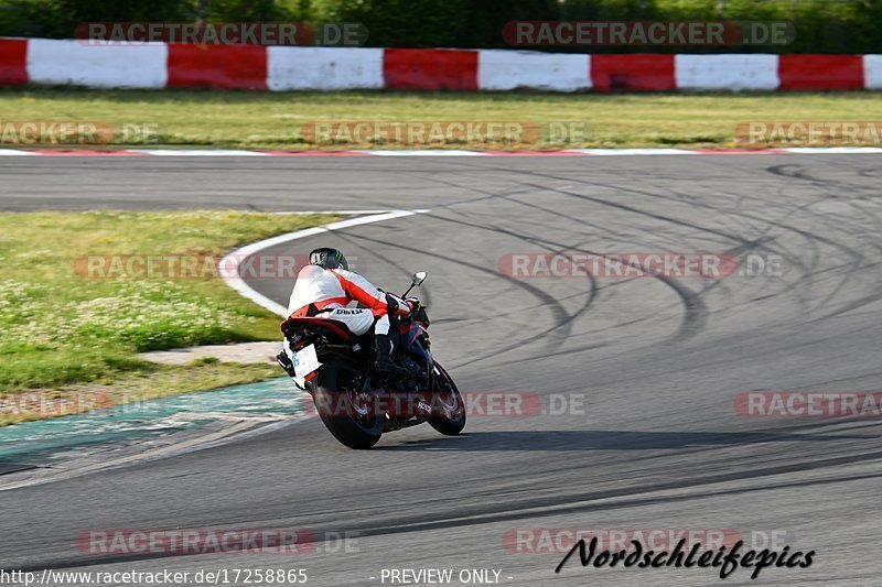 Bild #17258865 - Touristenfahrten Nürburgring Grand-Prix-Strecke (16.06.2022)