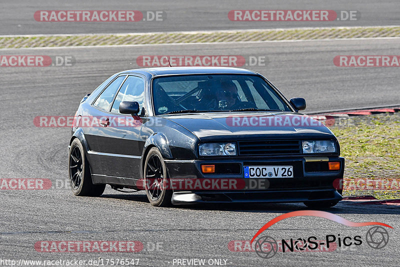 Bild #17576547 - Touristenfahrten Nürburgring Grand-Prix-Strecke (28.06.2022)