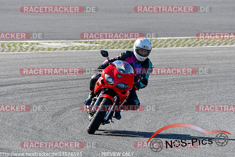 Bild #17576595 - Touristenfahrten Nürburgring Grand-Prix-Strecke (28.06.2022)