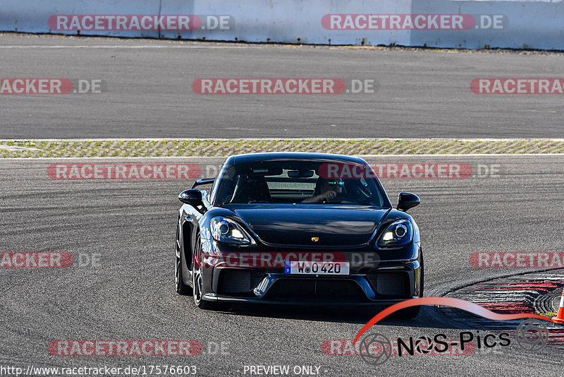 Bild #17576603 - Touristenfahrten Nürburgring Grand-Prix-Strecke (28.06.2022)