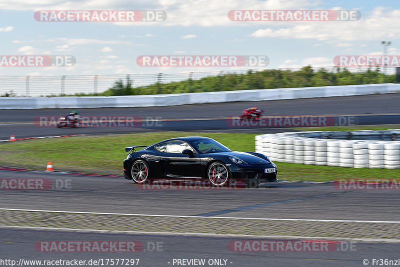 Bild #17577297 - Touristenfahrten Nürburgring Grand-Prix-Strecke (28.06.2022)