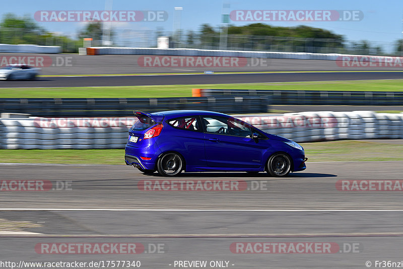 Bild #17577340 - Touristenfahrten Nürburgring Grand-Prix-Strecke (28.06.2022)