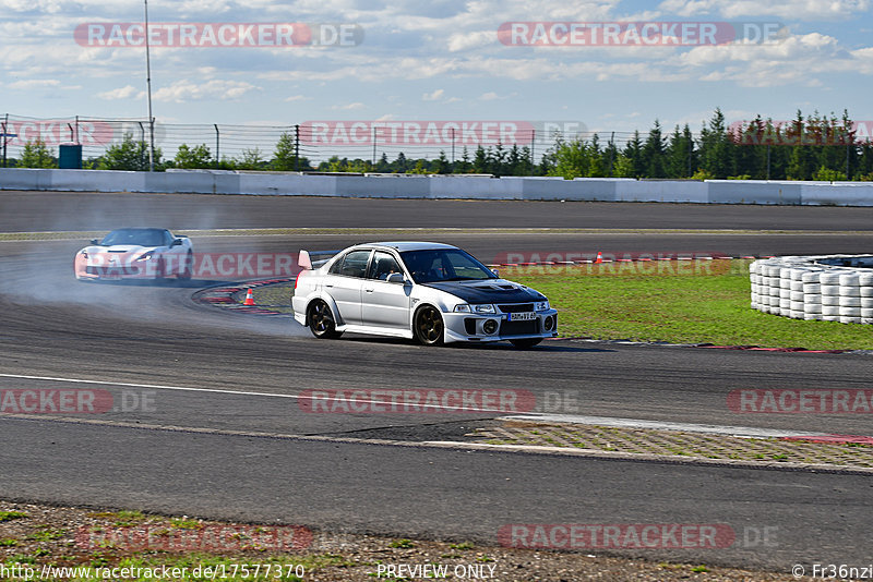 Bild #17577370 - Touristenfahrten Nürburgring Grand-Prix-Strecke (28.06.2022)