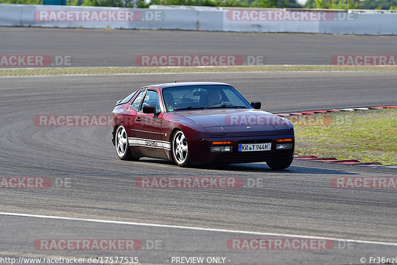 Bild #17577535 - Touristenfahrten Nürburgring Grand-Prix-Strecke (28.06.2022)