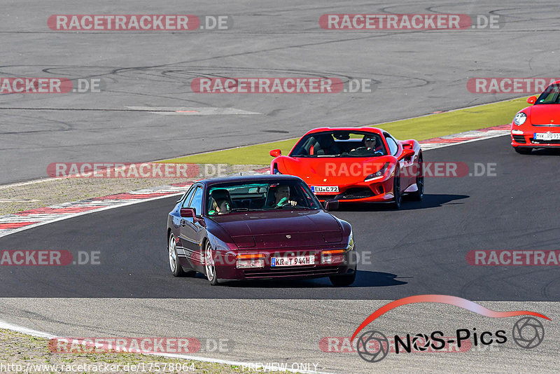 Bild #17578064 - Touristenfahrten Nürburgring Grand-Prix-Strecke (28.06.2022)