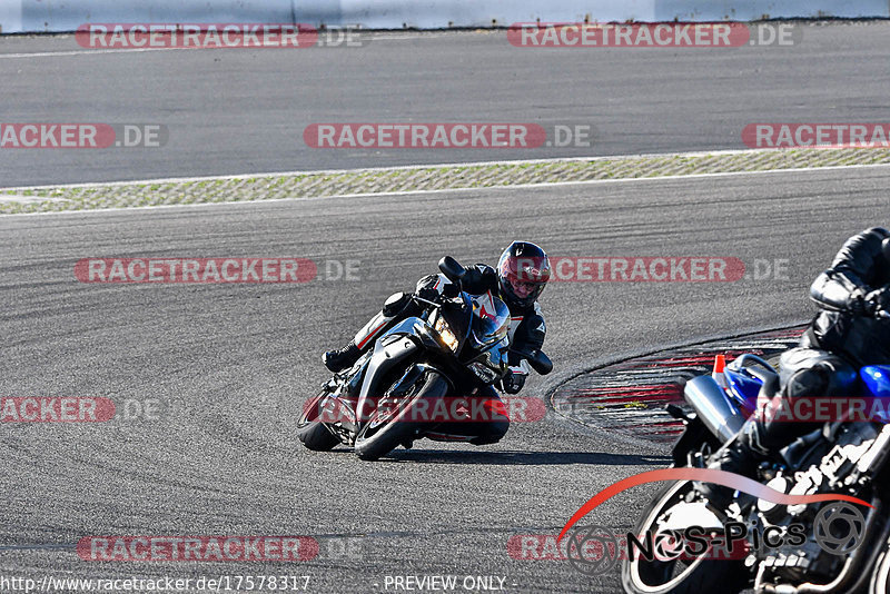 Bild #17578317 - Touristenfahrten Nürburgring Grand-Prix-Strecke (28.06.2022)