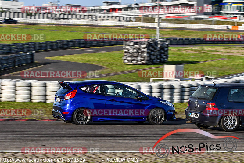 Bild #17578529 - Touristenfahrten Nürburgring Grand-Prix-Strecke (28.06.2022)