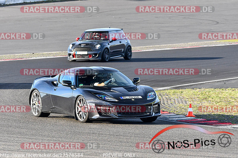 Bild #17578584 - Touristenfahrten Nürburgring Grand-Prix-Strecke (28.06.2022)