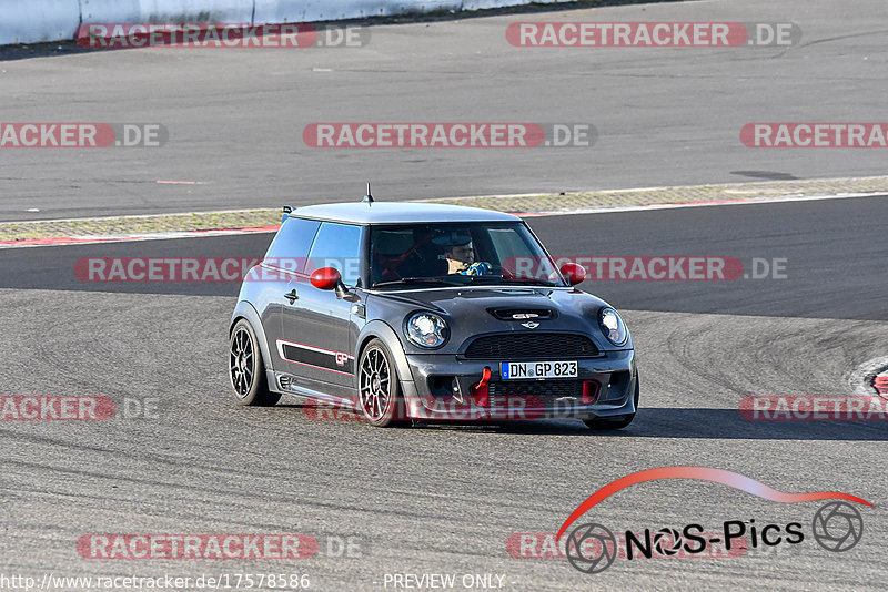 Bild #17578586 - Touristenfahrten Nürburgring Grand-Prix-Strecke (28.06.2022)