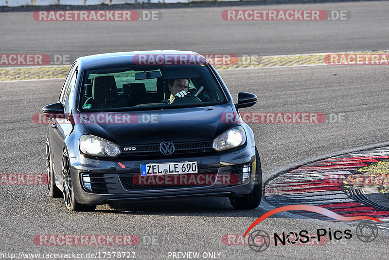 Bild #17578727 - Touristenfahrten Nürburgring Grand-Prix-Strecke (28.06.2022)