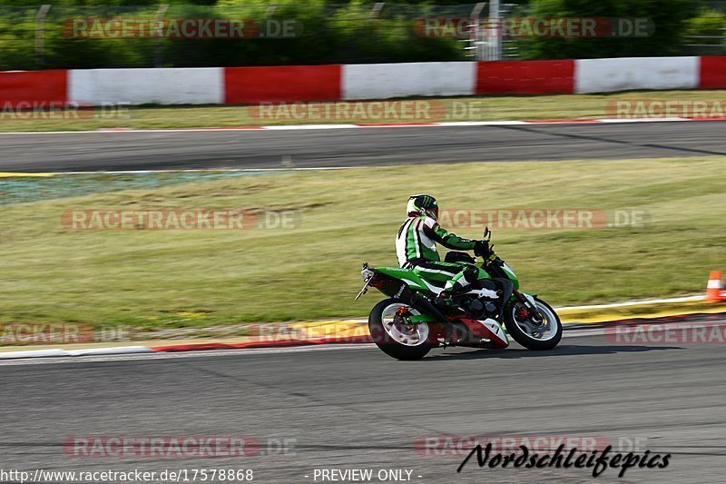 Bild #17578868 - Touristenfahrten Nürburgring Grand-Prix-Strecke (28.06.2022)