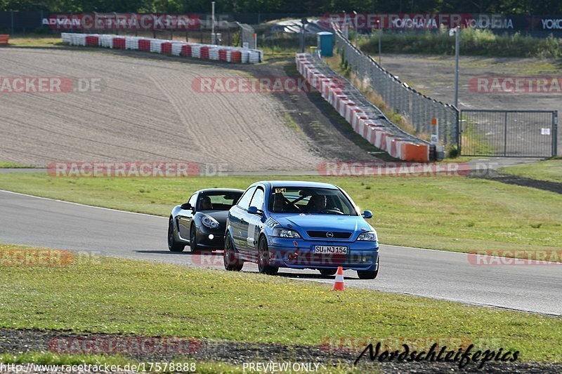 Bild #17578888 - Touristenfahrten Nürburgring Grand-Prix-Strecke (28.06.2022)