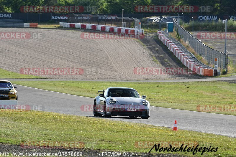 Bild #17578889 - Touristenfahrten Nürburgring Grand-Prix-Strecke (28.06.2022)