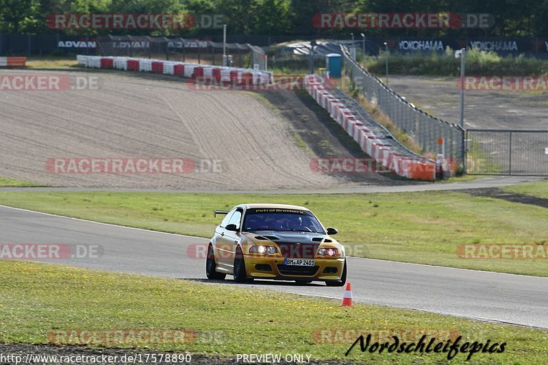 Bild #17578890 - Touristenfahrten Nürburgring Grand-Prix-Strecke (28.06.2022)