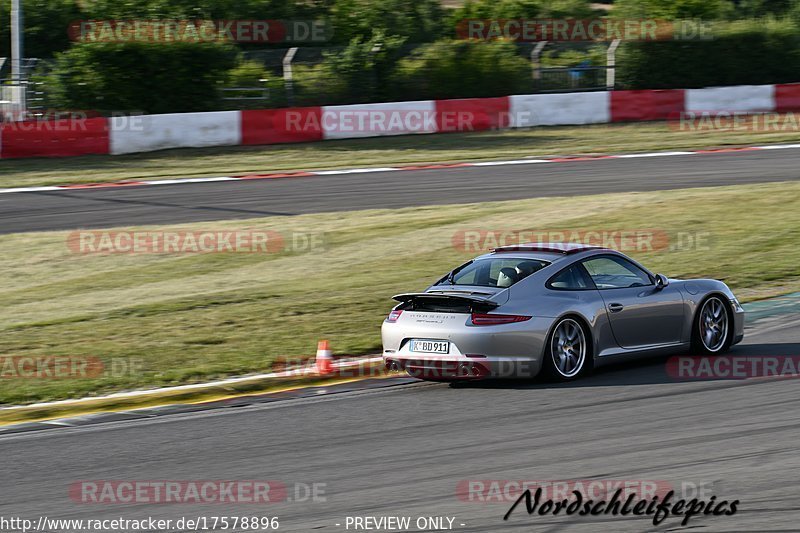 Bild #17578896 - Touristenfahrten Nürburgring Grand-Prix-Strecke (28.06.2022)