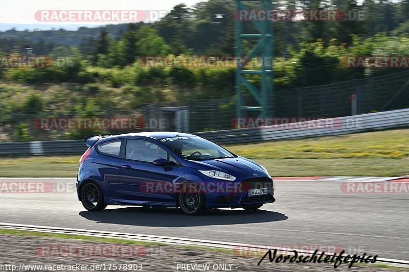 Bild #17578903 - Touristenfahrten Nürburgring Grand-Prix-Strecke (28.06.2022)