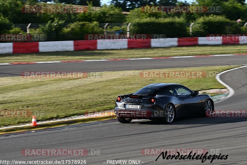 Bild #17578926 - Touristenfahrten Nürburgring Grand-Prix-Strecke (28.06.2022)