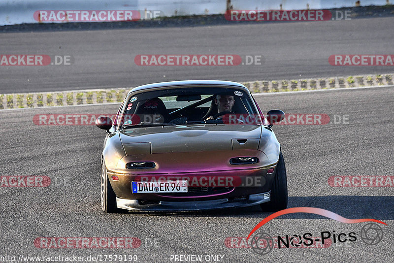 Bild #17579199 - Touristenfahrten Nürburgring Grand-Prix-Strecke (28.06.2022)