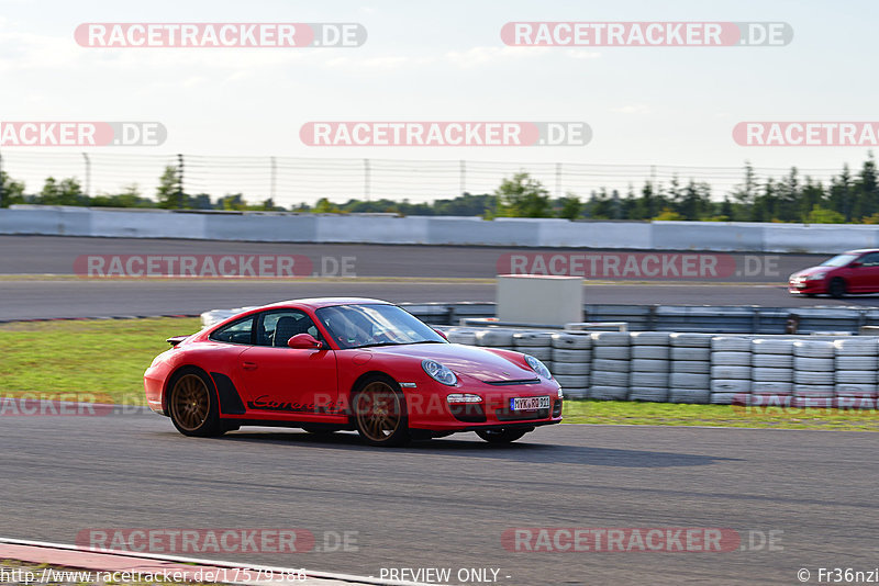 Bild #17579386 - Touristenfahrten Nürburgring Grand-Prix-Strecke (28.06.2022)