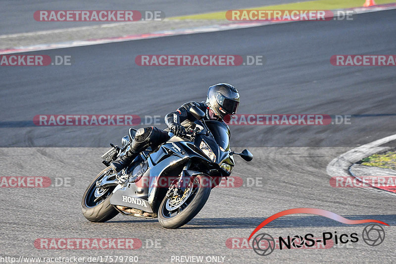 Bild #17579780 - Touristenfahrten Nürburgring Grand-Prix-Strecke (28.06.2022)