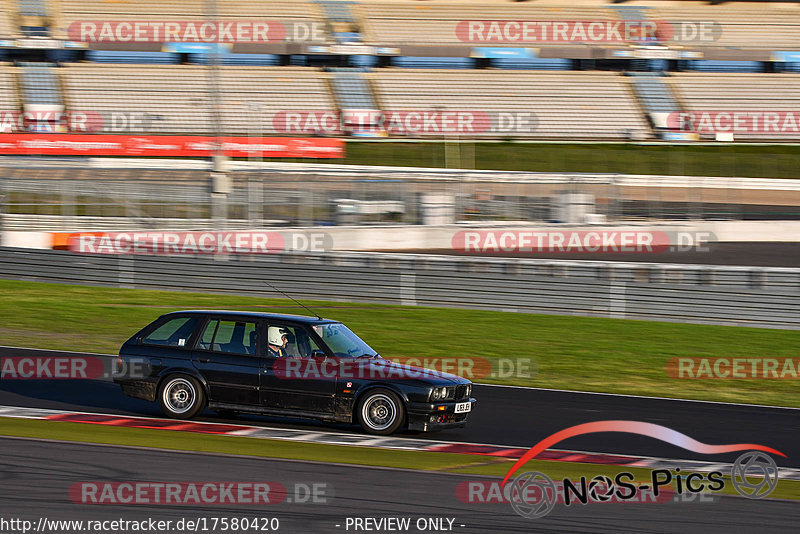 Bild #17580420 - Touristenfahrten Nürburgring Grand-Prix-Strecke (28.06.2022)