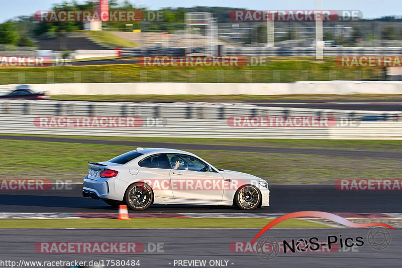 Bild #17580484 - Touristenfahrten Nürburgring Grand-Prix-Strecke (28.06.2022)