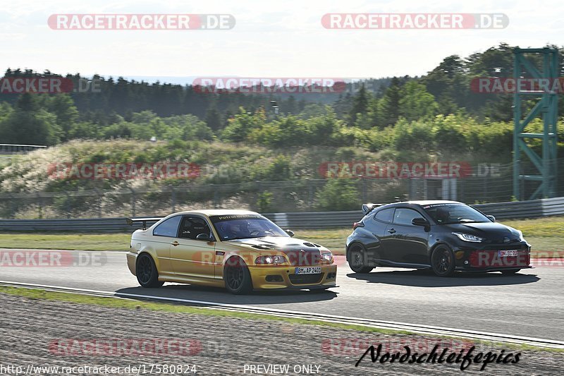 Bild #17580824 - Touristenfahrten Nürburgring Grand-Prix-Strecke (28.06.2022)