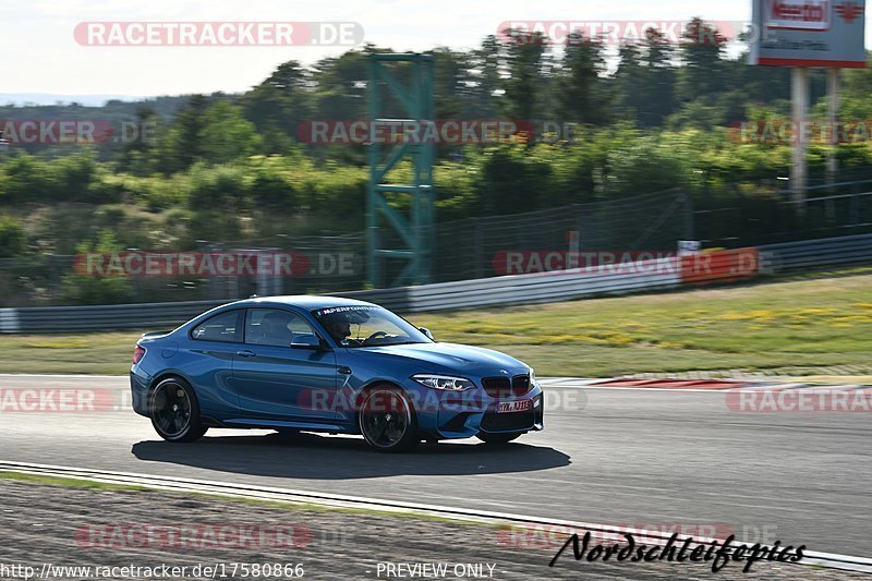 Bild #17580866 - Touristenfahrten Nürburgring Grand-Prix-Strecke (28.06.2022)