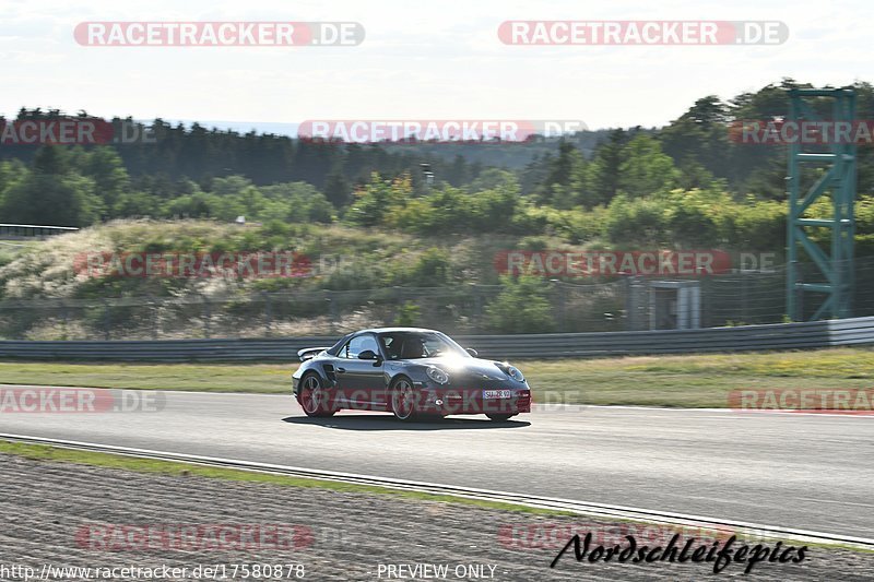 Bild #17580878 - Touristenfahrten Nürburgring Grand-Prix-Strecke (28.06.2022)