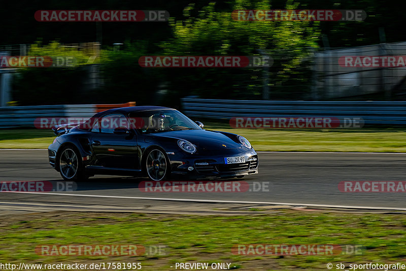 Bild #17581955 - Touristenfahrten Nürburgring Grand-Prix-Strecke (28.06.2022)