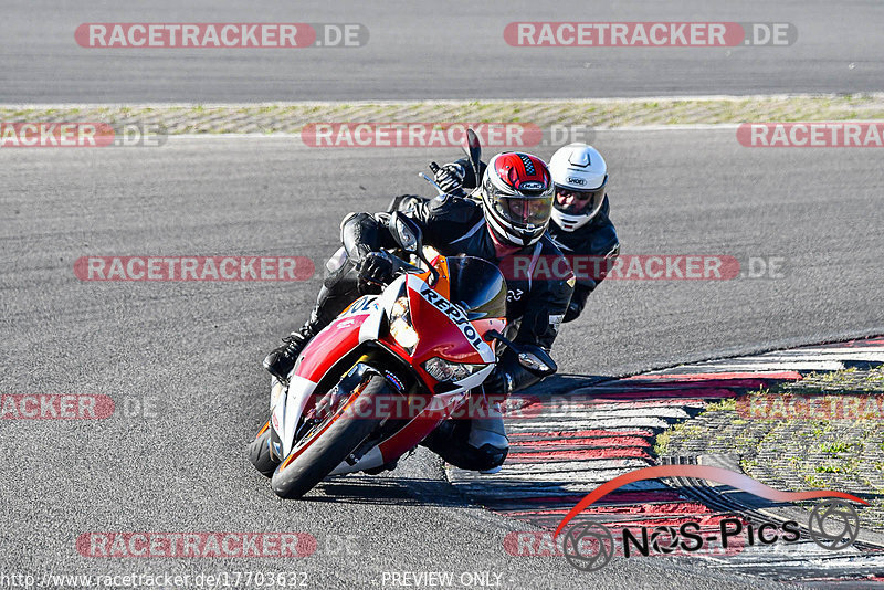 Bild #17703632 - Touristenfahrten Nürburgring Grand-Prix-Strecke (05.07.2022)