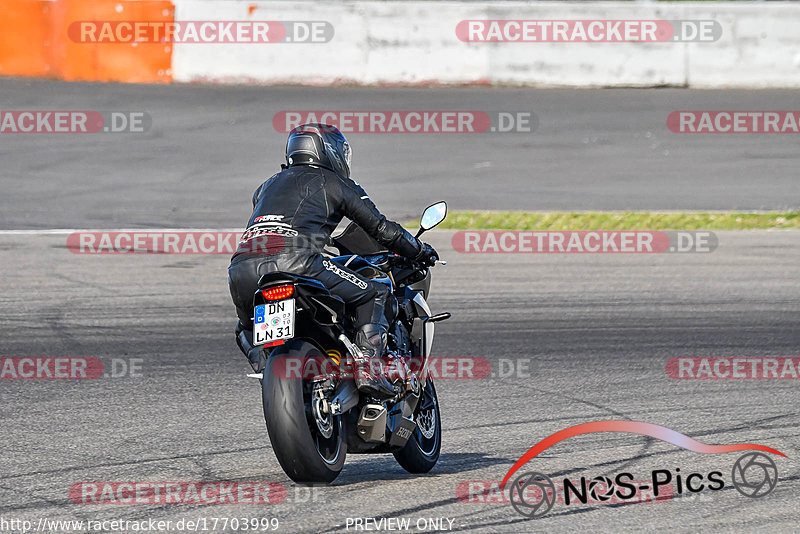 Bild #17703999 - Touristenfahrten Nürburgring Grand-Prix-Strecke (05.07.2022)