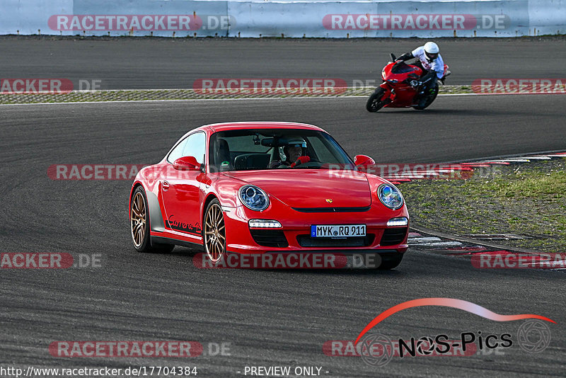 Bild #17704384 - Touristenfahrten Nürburgring Grand-Prix-Strecke (05.07.2022)