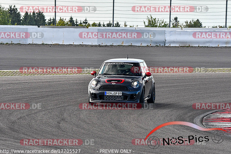 Bild #17705527 - Touristenfahrten Nürburgring Grand-Prix-Strecke (05.07.2022)