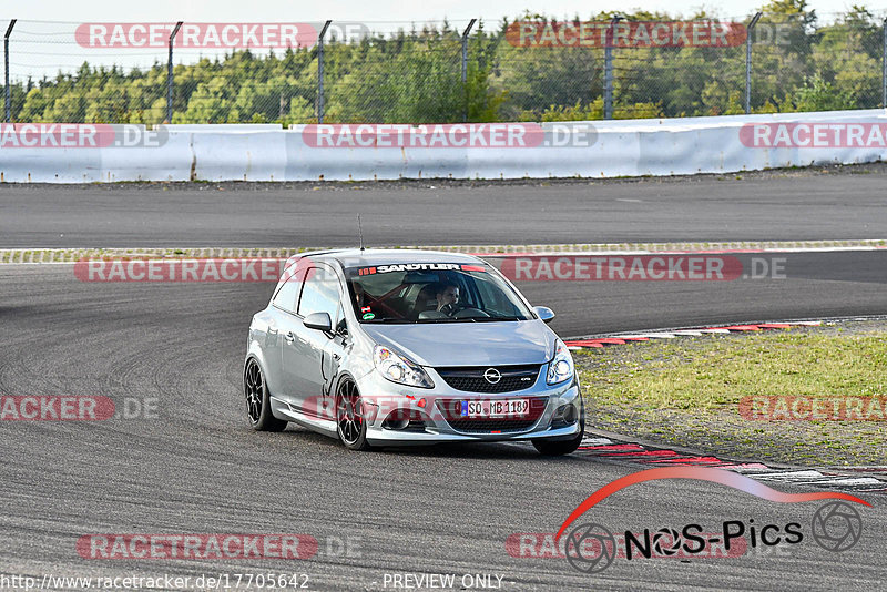 Bild #17705642 - Touristenfahrten Nürburgring Grand-Prix-Strecke (05.07.2022)