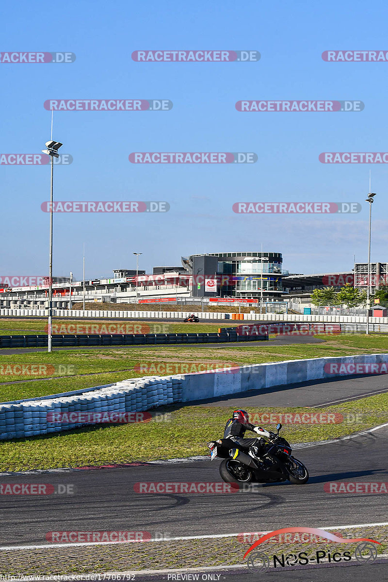 Bild #17706792 - Touristenfahrten Nürburgring Grand-Prix-Strecke (05.07.2022)