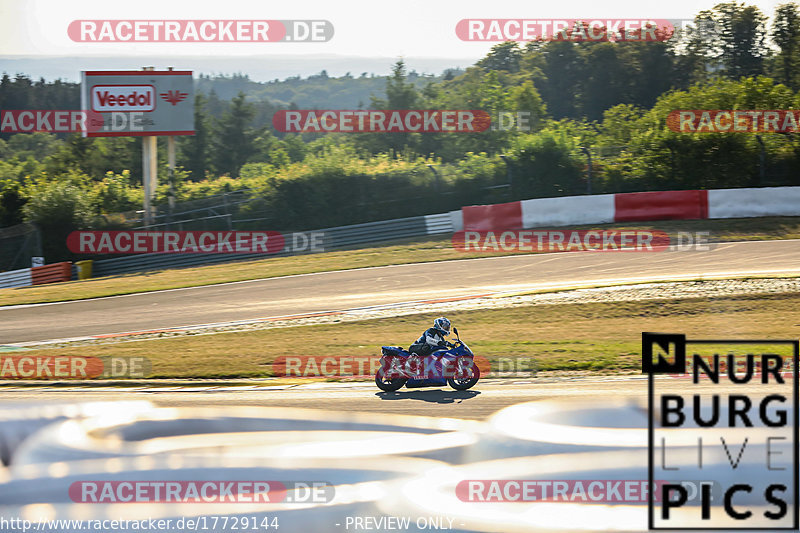 Bild #17729144 - Touristenfahrten Nürburgring Grand-Prix-Strecke (05.07.2022)