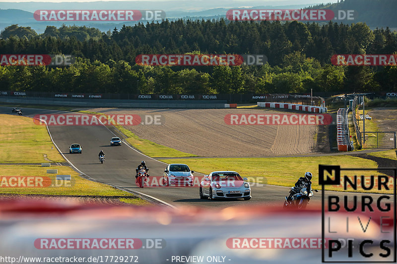 Bild #17729272 - Touristenfahrten Nürburgring Grand-Prix-Strecke (05.07.2022)