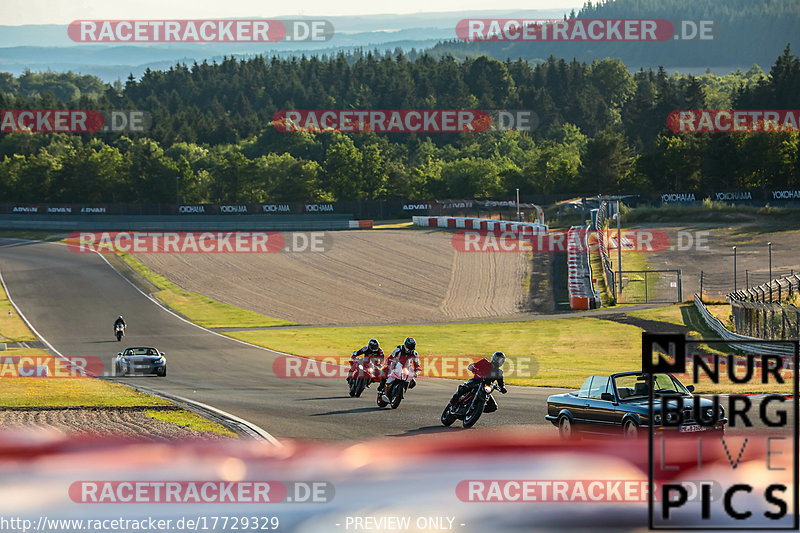 Bild #17729329 - Touristenfahrten Nürburgring Grand-Prix-Strecke (05.07.2022)