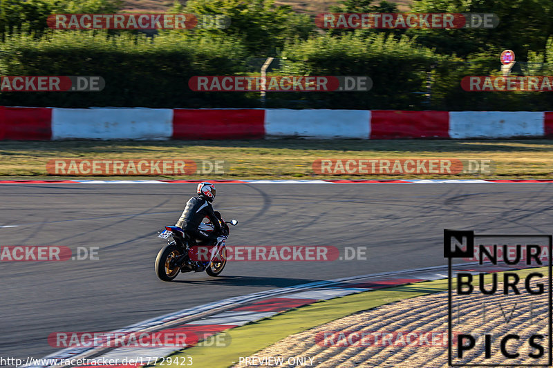 Bild #17729423 - Touristenfahrten Nürburgring Grand-Prix-Strecke (05.07.2022)