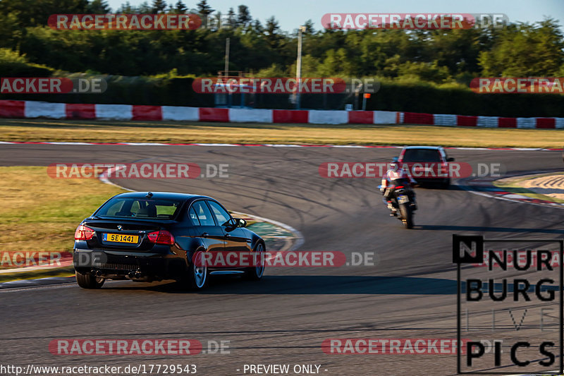 Bild #17729543 - Touristenfahrten Nürburgring Grand-Prix-Strecke (05.07.2022)