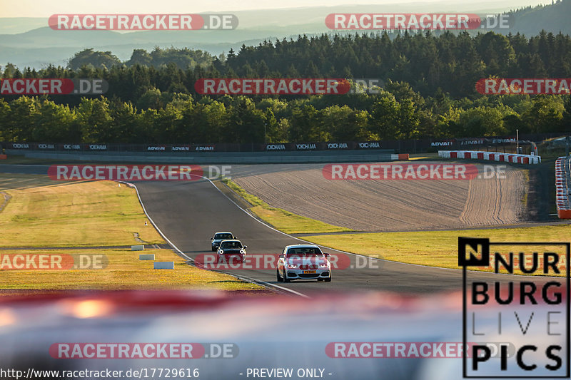 Bild #17729616 - Touristenfahrten Nürburgring Grand-Prix-Strecke (05.07.2022)